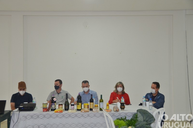 Produção e consumo de alimentos saudáveis são debatidos em FW