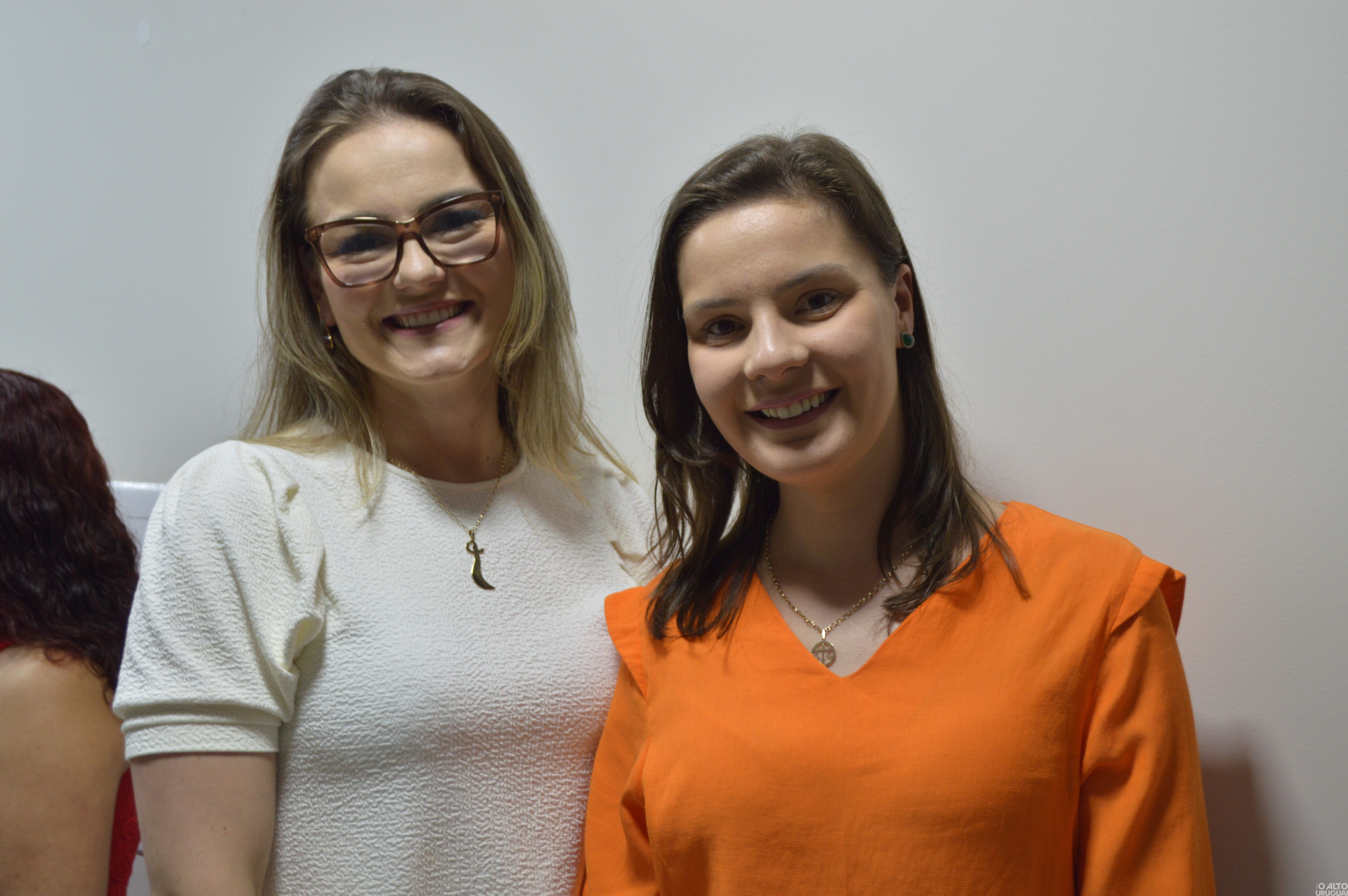 Com cerca de 400 alunos a KNN forma suas primeiras turmas de inglês em FW