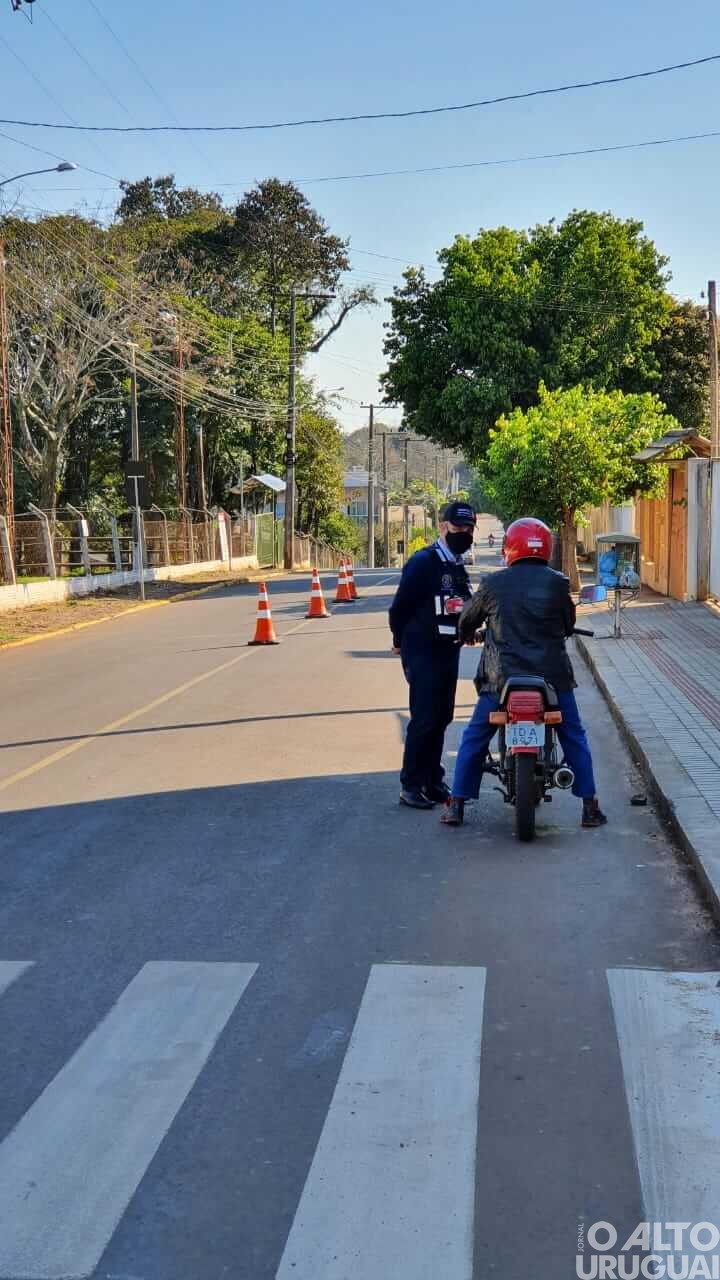 Departamento de Trânsito de FW inicia campanha de conscientização
