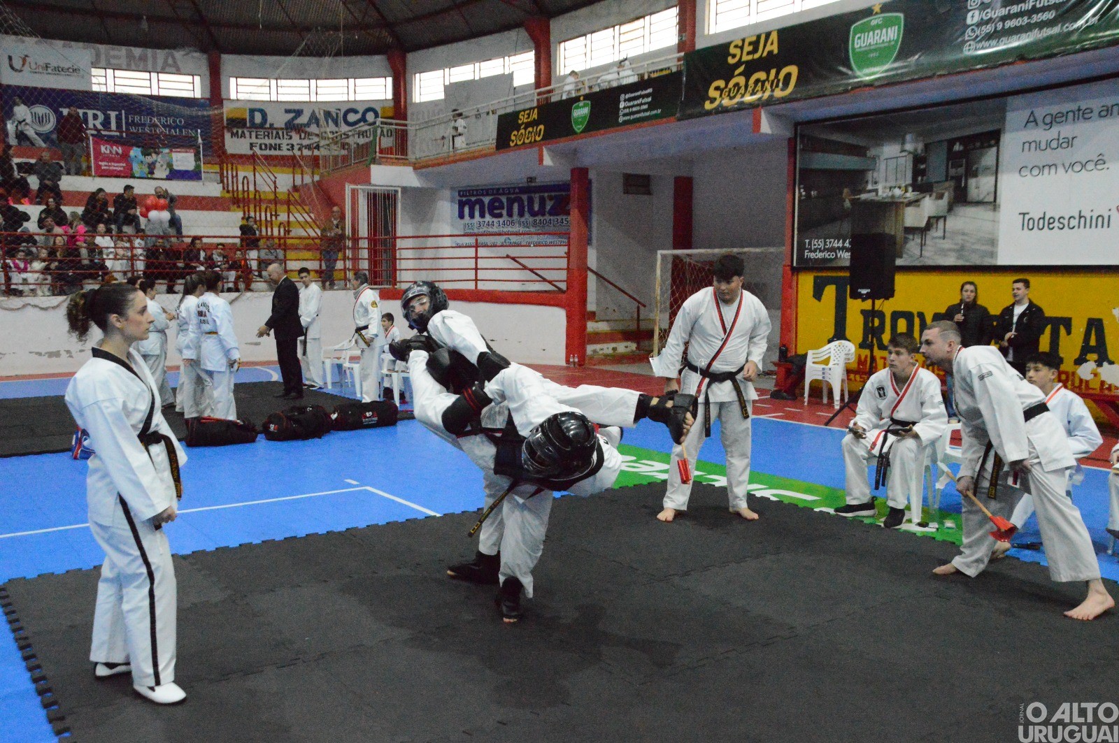 Torneio Estadual de Taekwondo reúne 300 atletas em FW