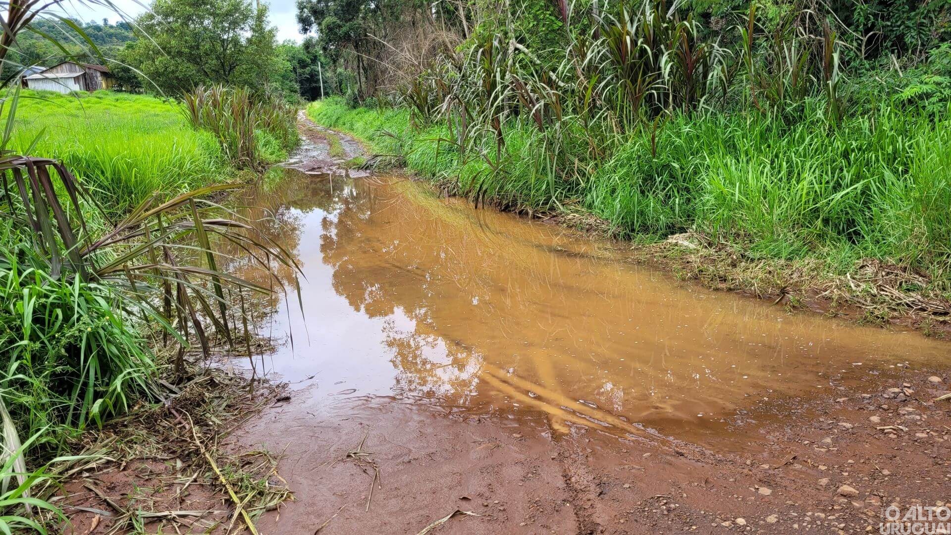 Chuvas causam estragos nas estradas do interior de Seberi