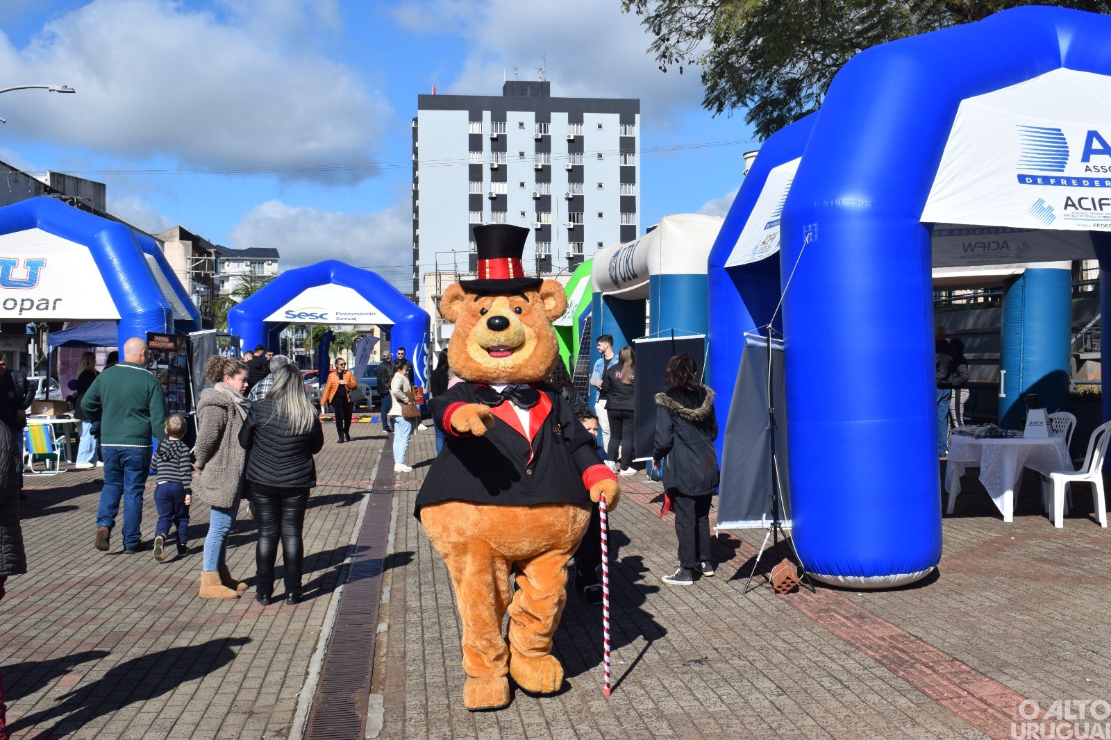 Comércio de FW estará aberto neste sábado à tarde