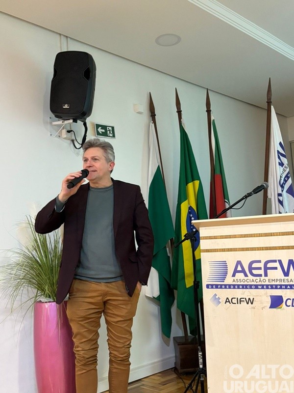 Palestra na AEFW esclarece obrigações legais sobre prevenção contra incêndios
