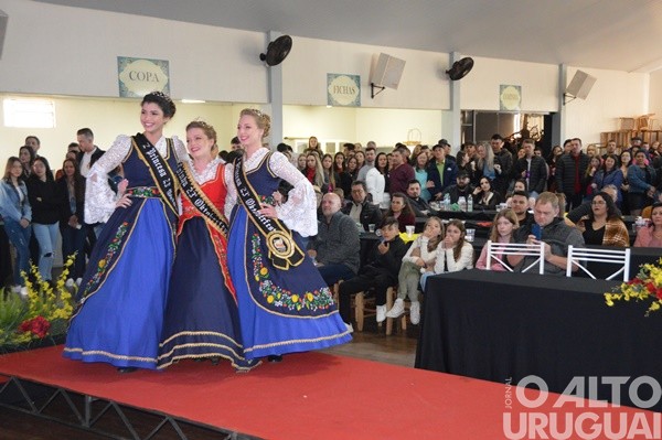 Corte da 24ª Oktoberfest é escolhida em Alpestre