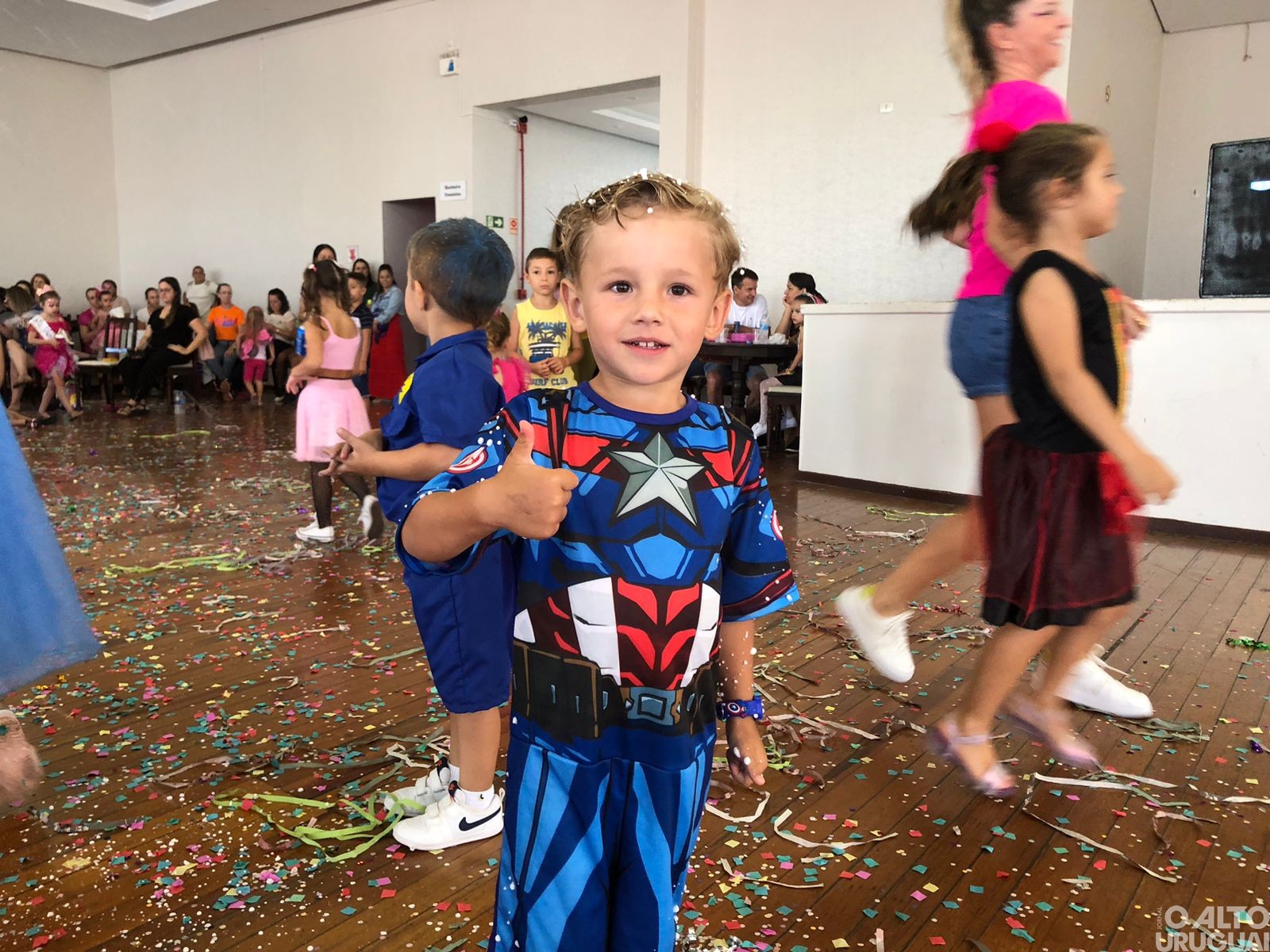 Clube Harmonia realiza Carnaval Infantil em FW
