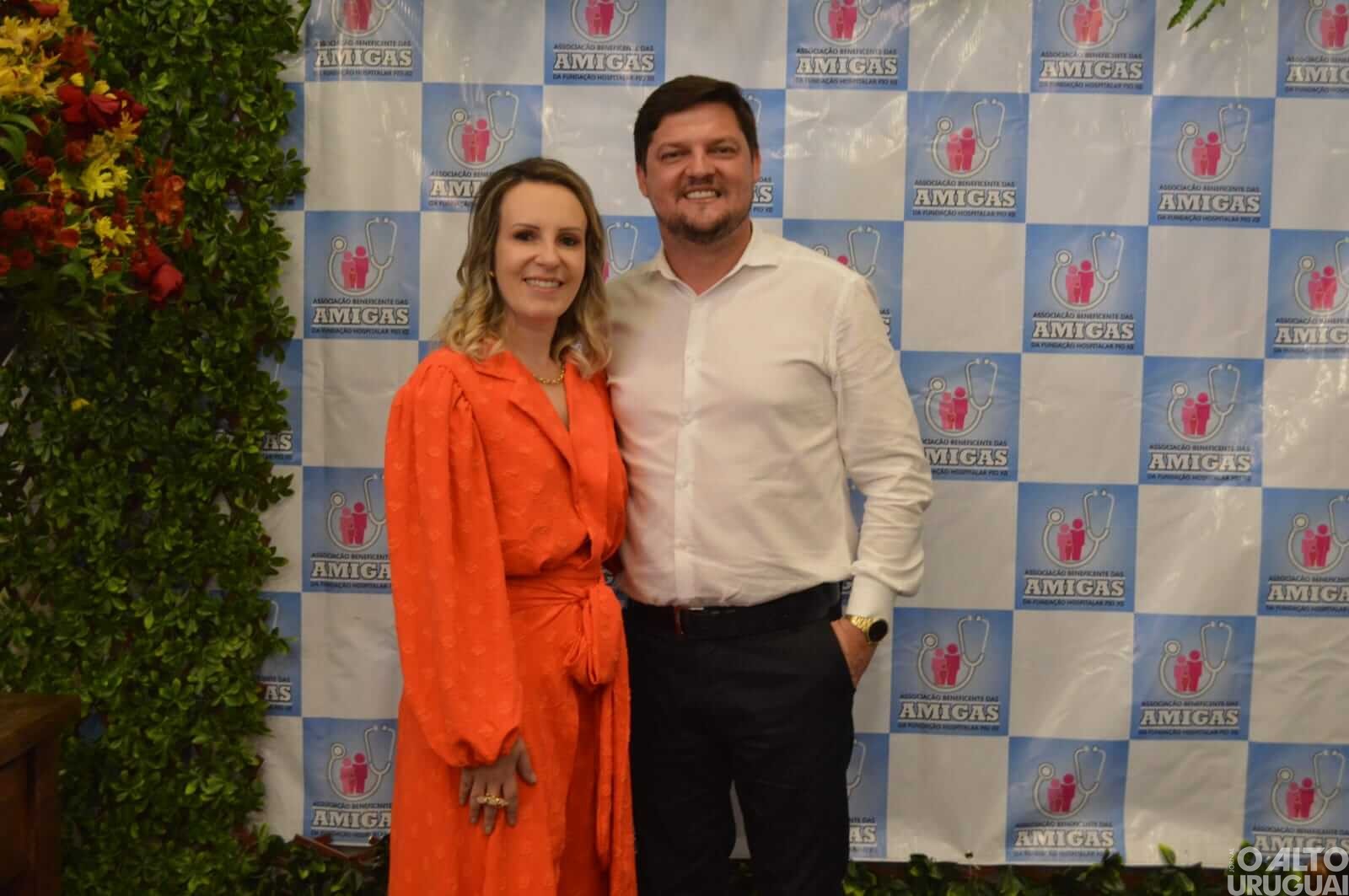 Jantar-dançante das Amigas do Hospital é realizado em Seberi