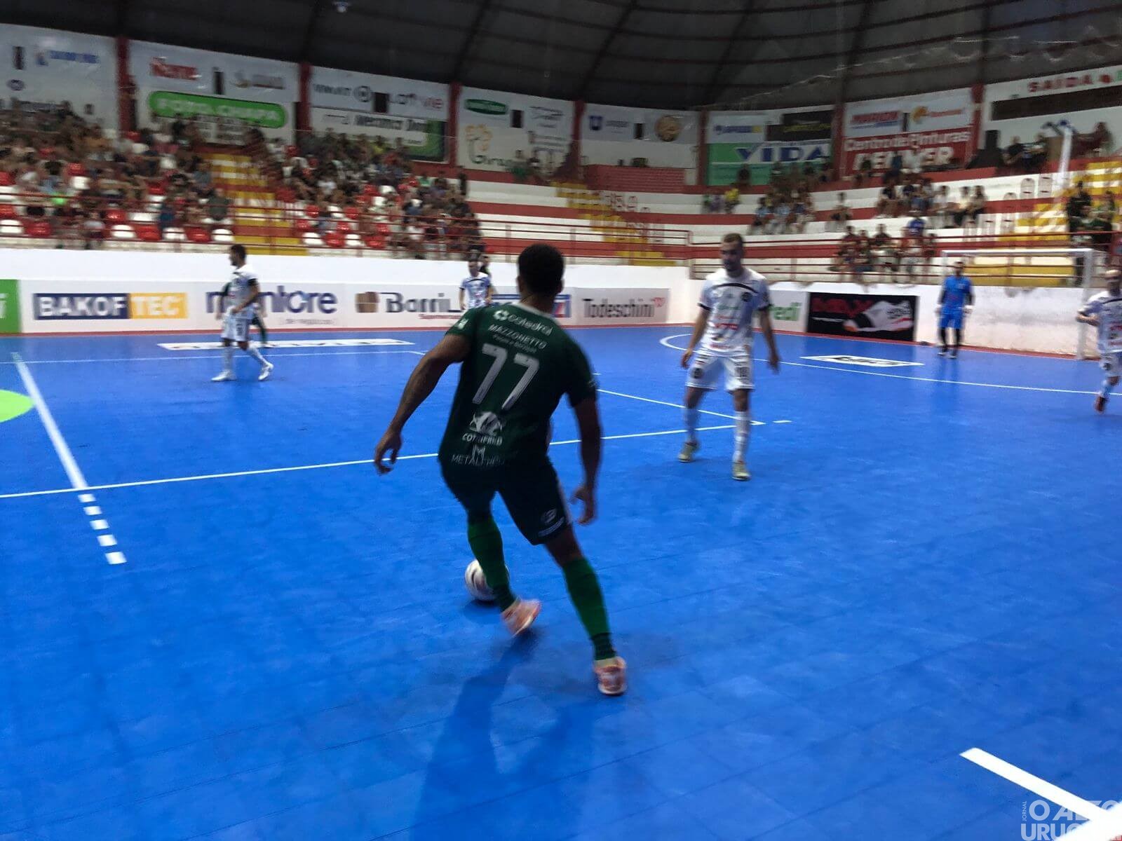 Lokomotiv vence o Guarani em FW