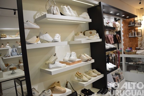 Loja Dona Store comemora três anos em FW