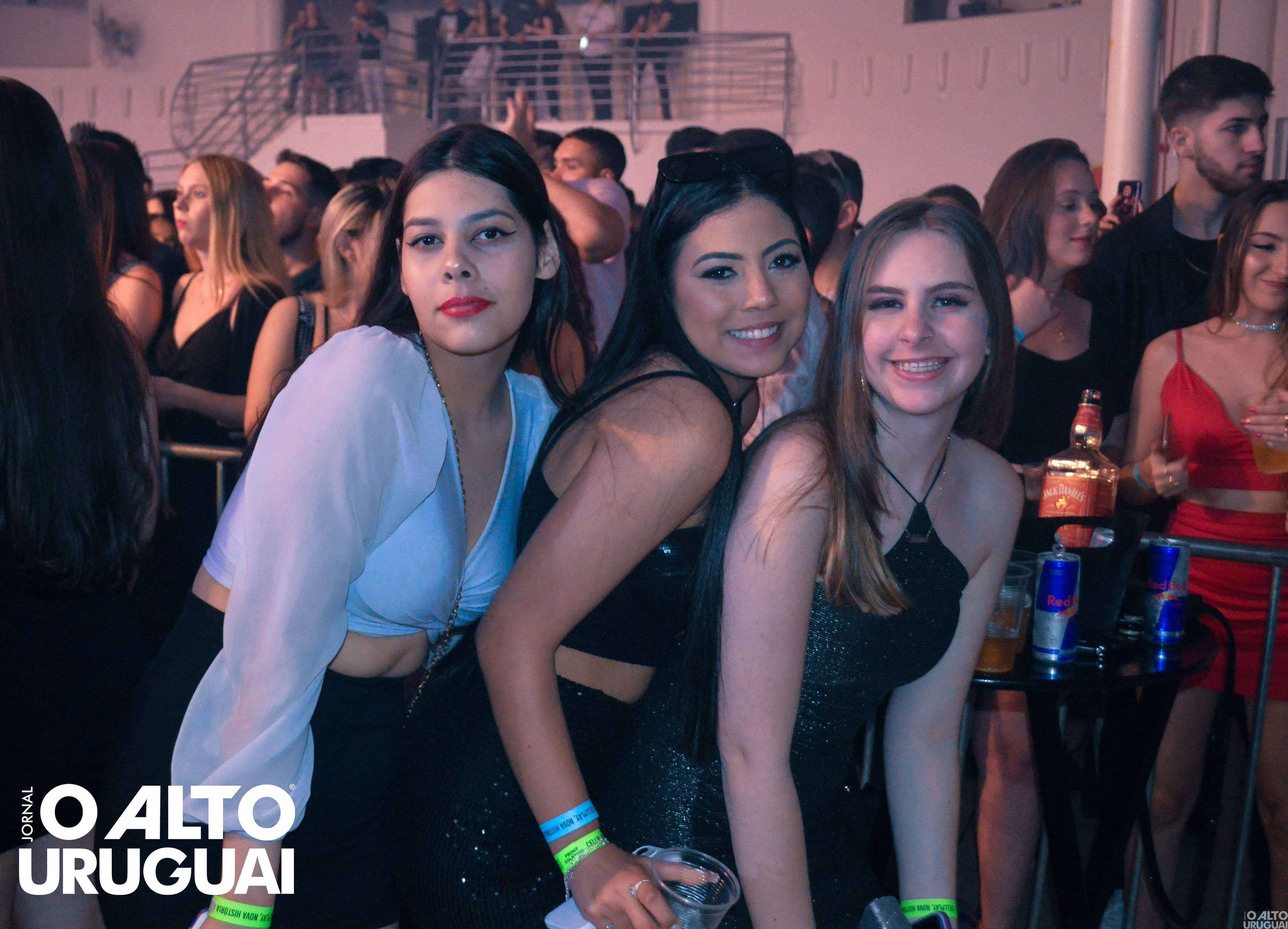 Show com Livinho reúne grande público em FW