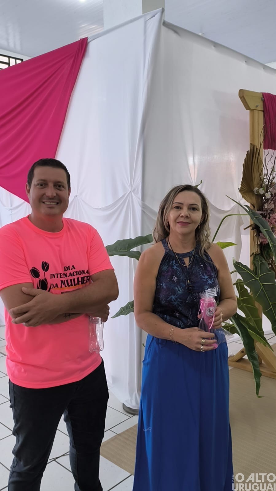 Mulheres lotam salão paroquial de Planalto