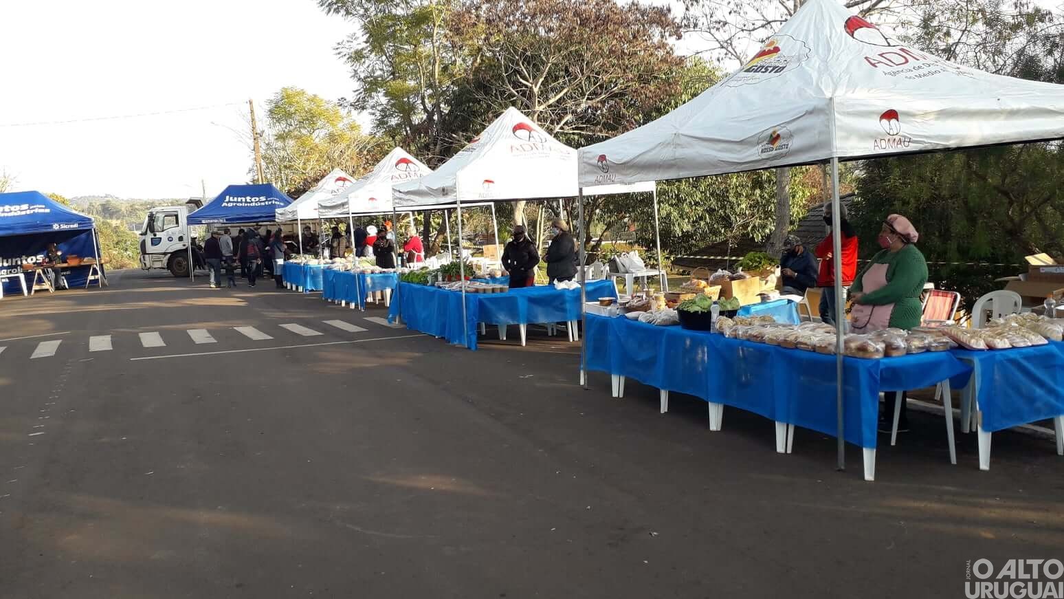 Feira potencializa agricultura familiar em Cristal do Sul