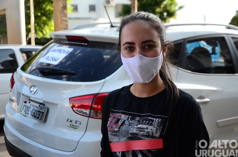 Profissionais de enfermagem promovem carreata