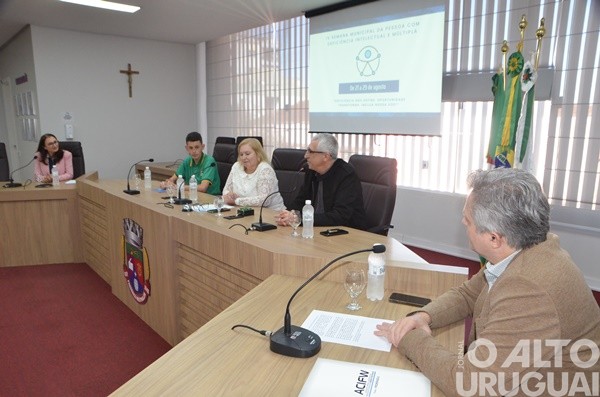 Semana da Pessoa com Deficiência é aberta em Frederico Westphalen