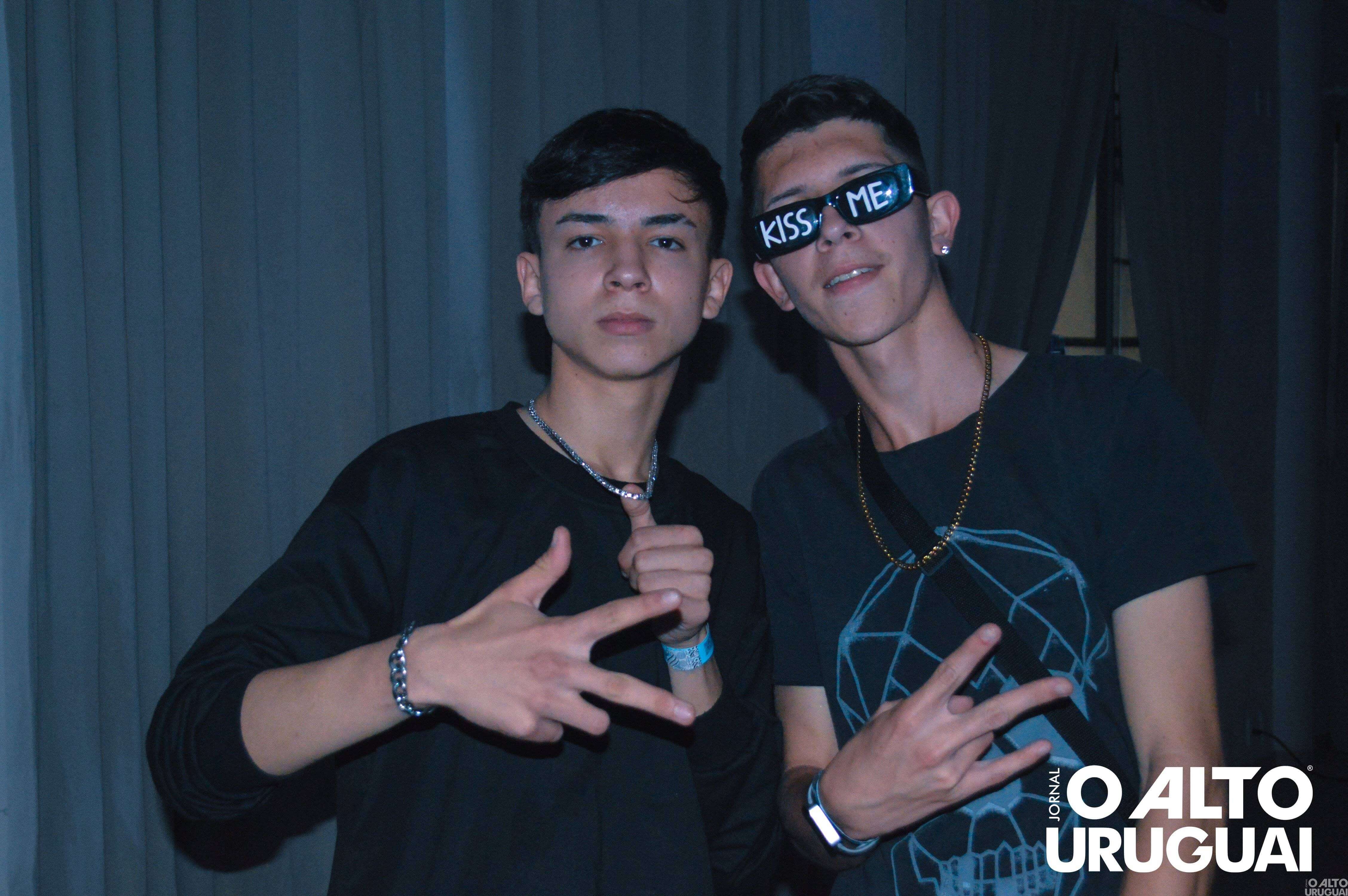 Show com Livinho reúne grande público em FW