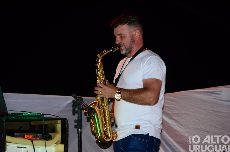 Programação de Natal reúne famílias em Caiçara