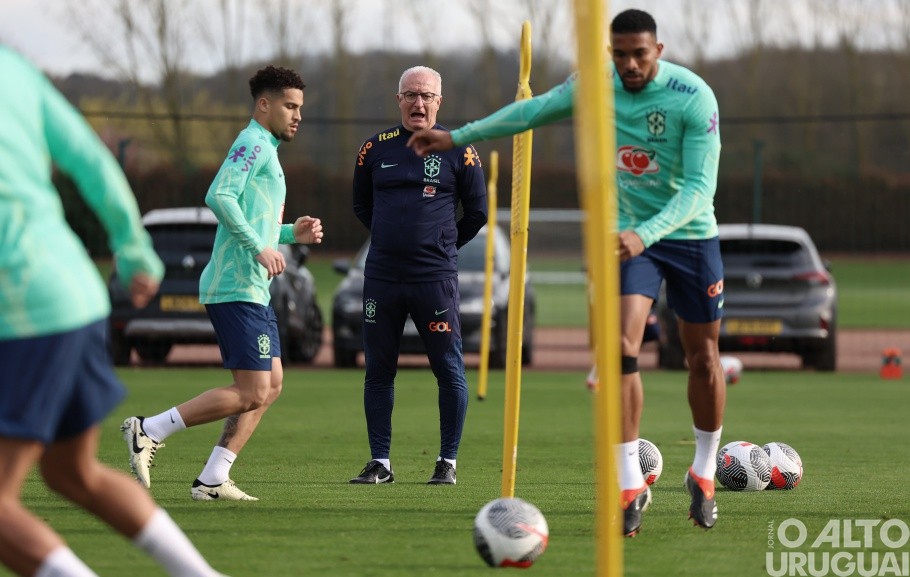 Seleção Brasileira enfrenta a Inglaterra em Londres