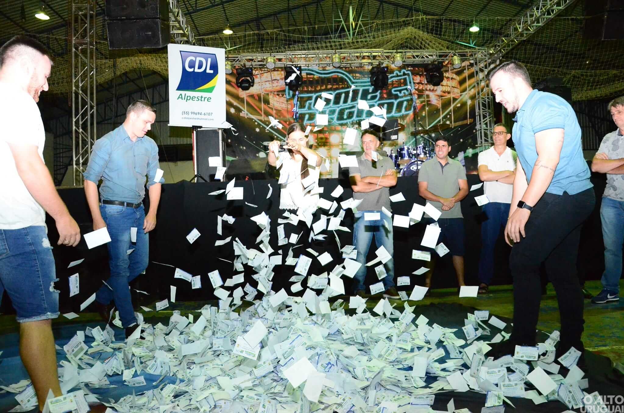 Alpestre: Compra Premiada sorteia moto zero-quilômetro