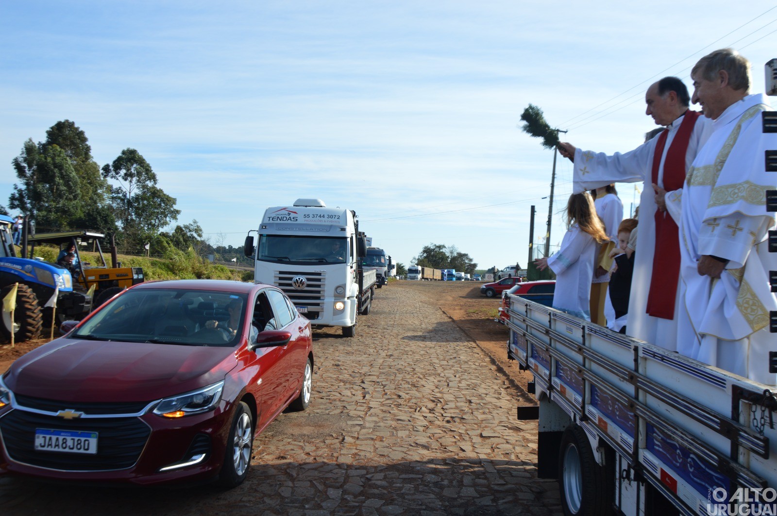 Centenas de pessoas participam da Festa de São Cristóvão em FW