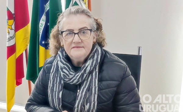 Vice-prefeita assume o Executivo de Rodeio Bonito