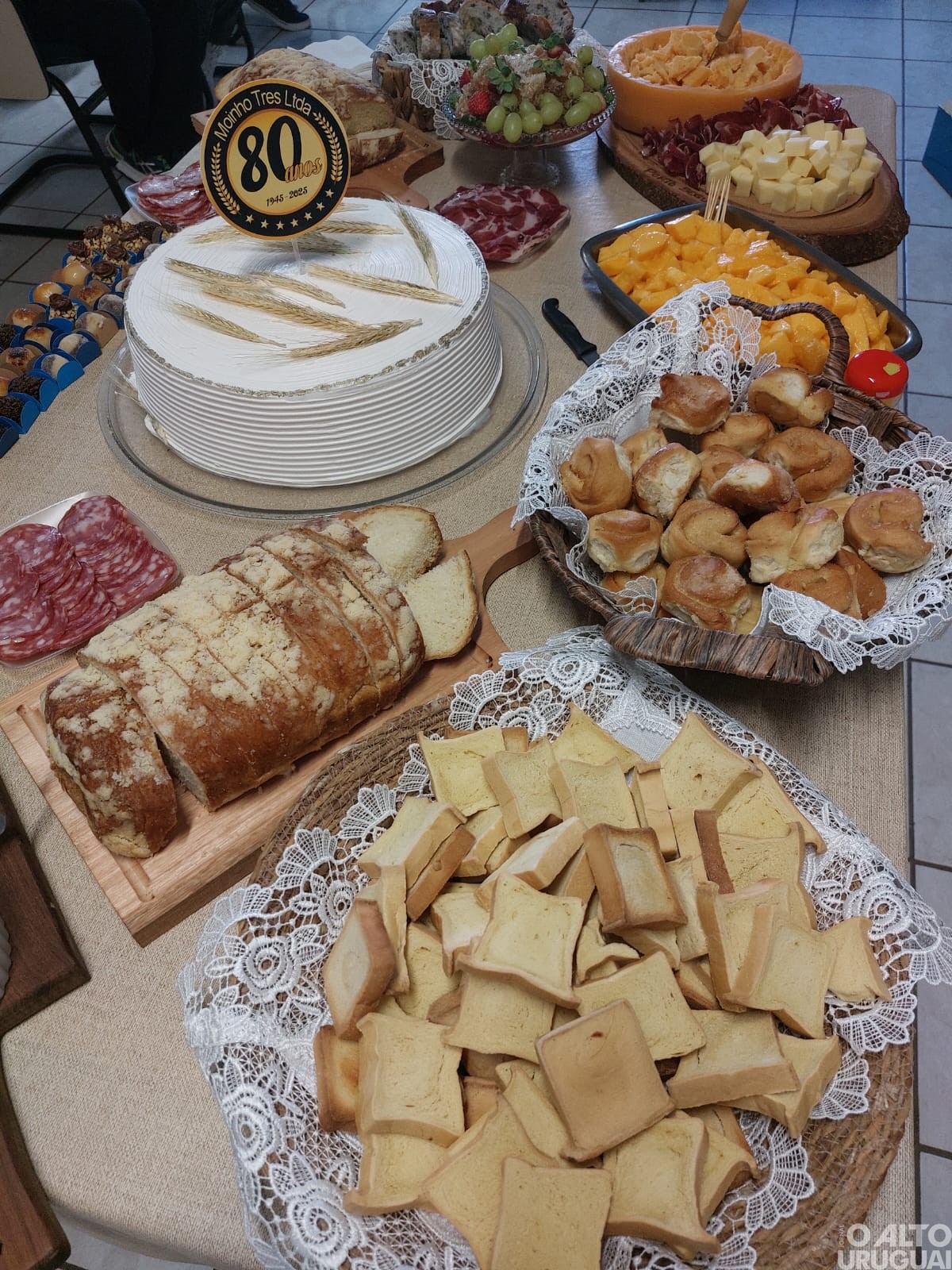 Moinho Tres celebra 80 anos com café da manhã especial para colaboradores