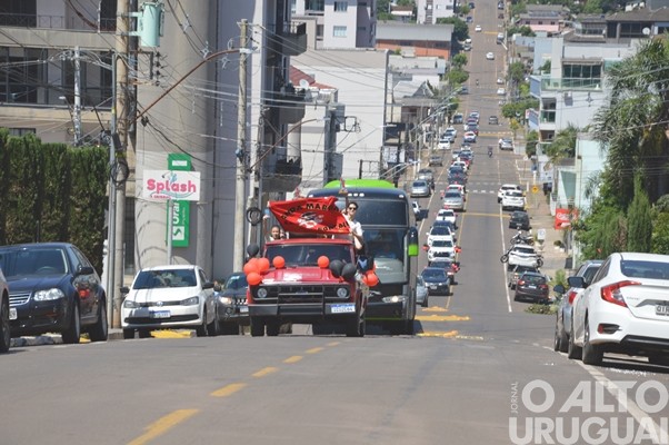 Bandas da Escola Cardeal Roncalli conquistam cinco títulos de campeãs e três de vice-campeãs em SC