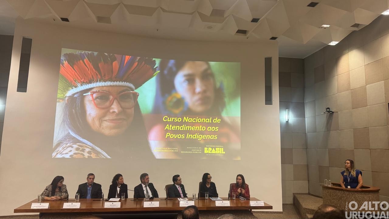 Delegada da 14ª DPRI representa o RS em curso nacional sobre atendimento a povos indígenas