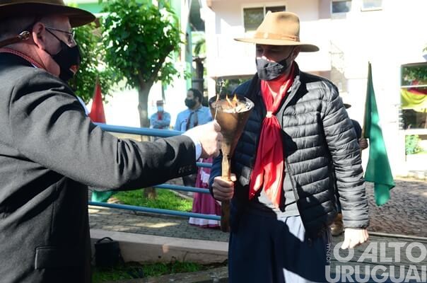 Distribuição da Chama Crioula da 28ª RT é realizada neste sábado