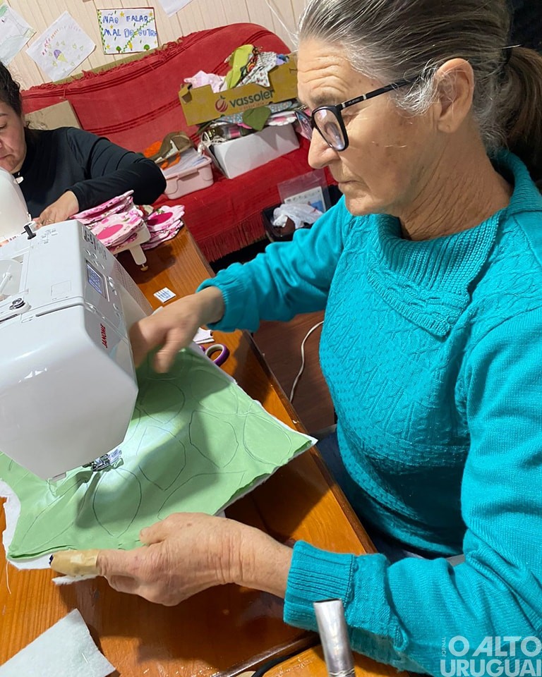 Moradoras de Caiçara participam de curso de Patchwork