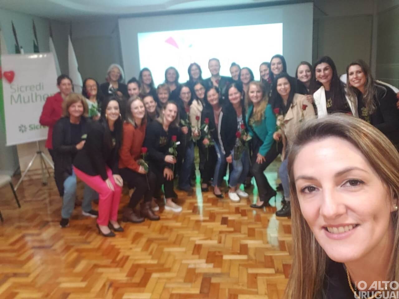 Líder Jovem e Sicredi Mulher iniciam novas turmas em 2022