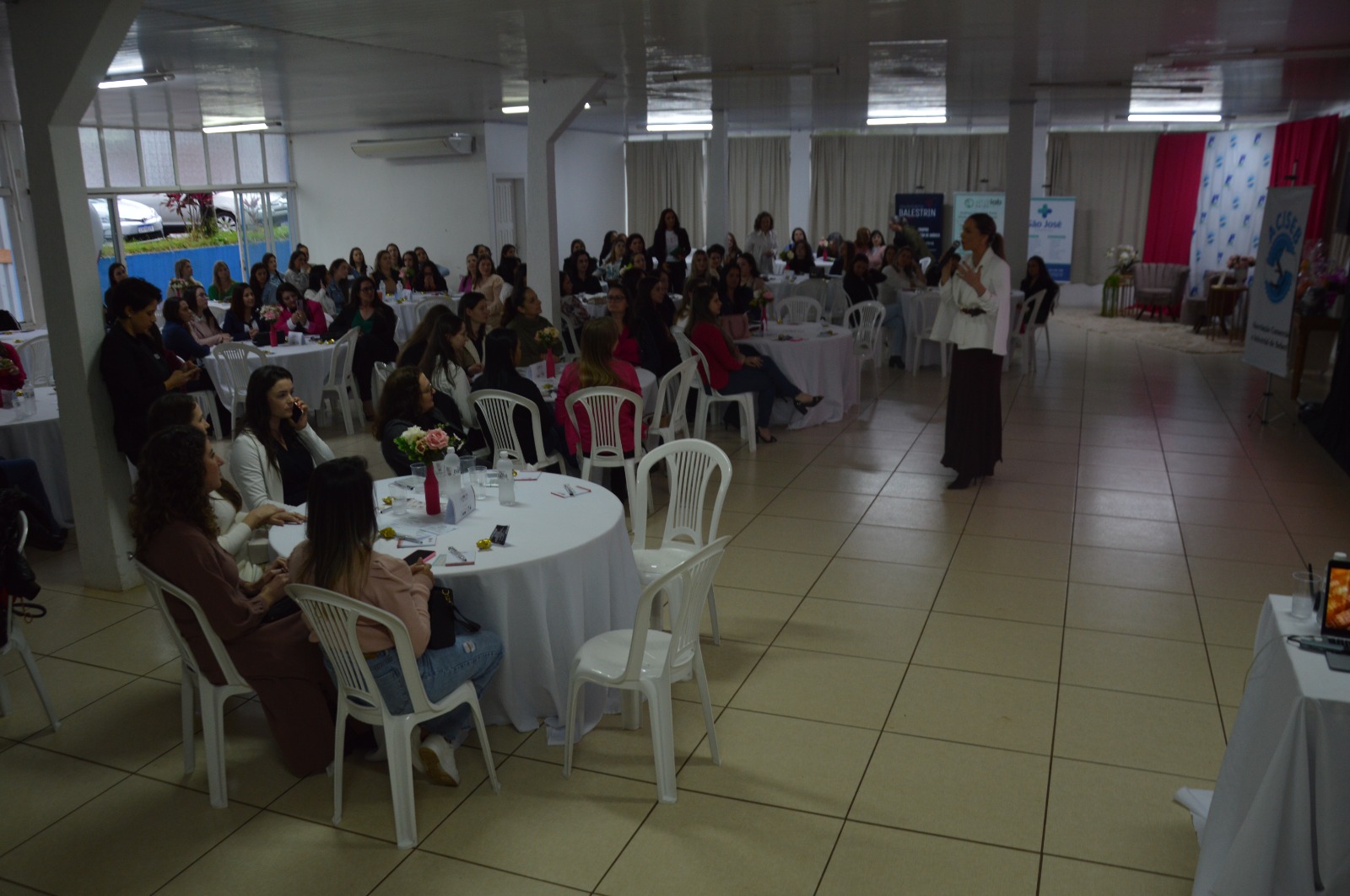 “Momento Delas” reúne 150 mulheres em Seberi