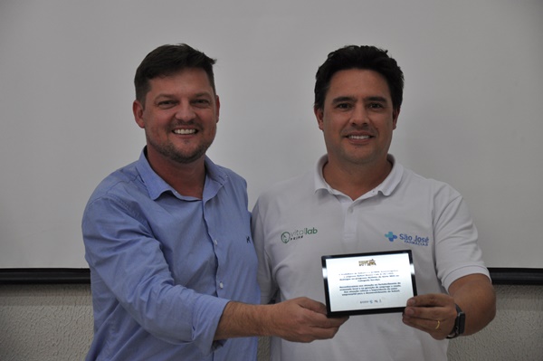 Homenagem da prefeitura e Aciseb aos empresários destaques de Seberi