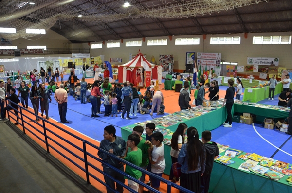 16ª Feira do Livro de Vicente Dutra