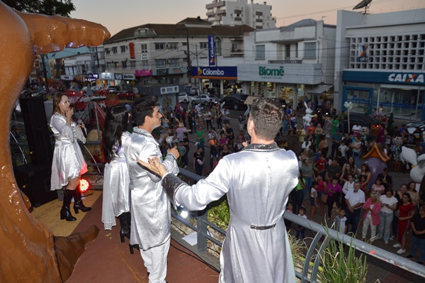 Chegada do Coelho da Páscoa em FW