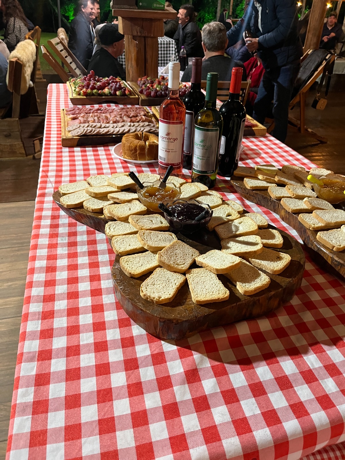 Café Colonial da Fundectur na Camargo Uvas e Vinhos