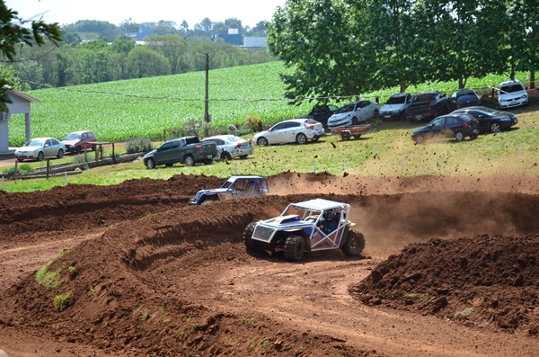 FW - etapa do Campeonato Brasileiro de Jeep e Gaiola Cross