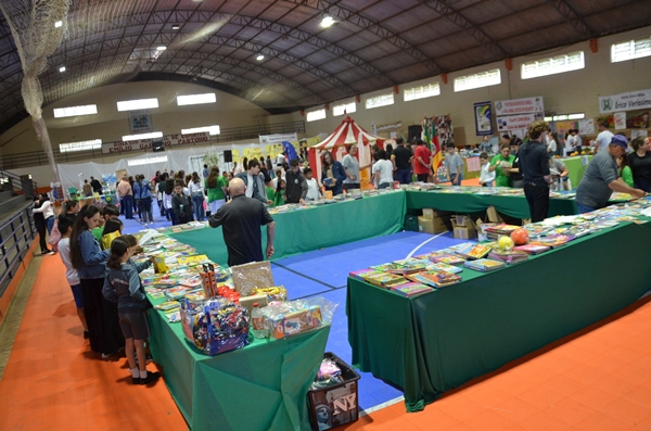 16ª Feira do Livro de Vicente Dutra