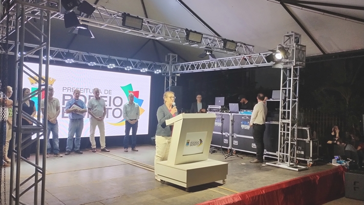 Abertura do Natal em Rodeio Bonito