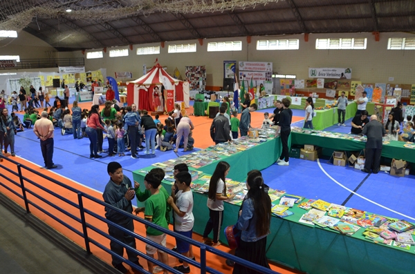16ª Feira do Livro de Vicente Dutra