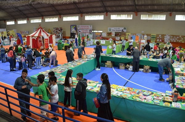 16ª Feira do Livro de Vicente Dutra